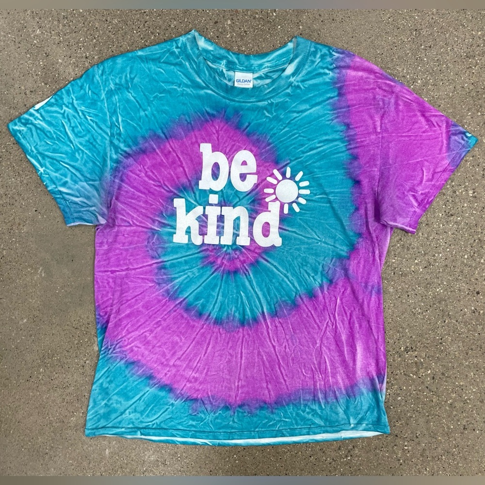 Awesome Retro Hippy Blue/Purple Tie-dye Swirl Sunshine Sisters T-shirt Medium